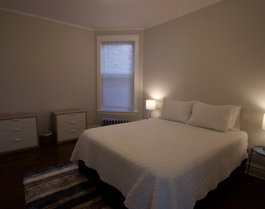 3249 W Wilson Avenue - Photo Thumbnail 7
