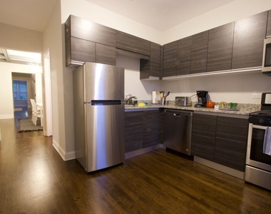 3249 W Wilson Avenue - Photo Thumbnail 3