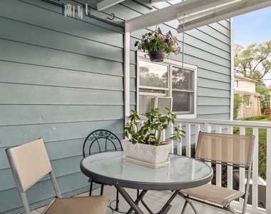 1034 Chestnut Street - Photo Thumbnail 13