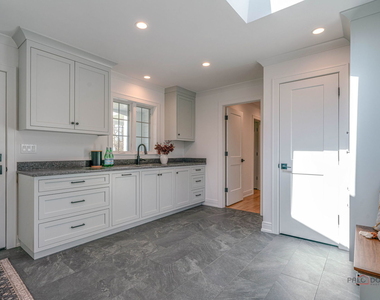 707 Brierhill Road - Photo Thumbnail 22