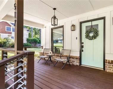 517 Daniel Avenue - Photo Thumbnail 2