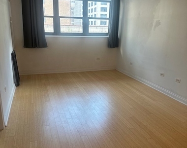 8 W Monroe Street - Photo Thumbnail 14