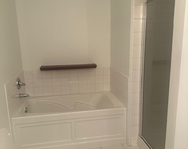 8 W Monroe Street - Photo Thumbnail 15