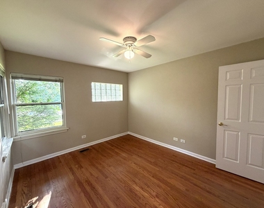 266 S Prospect Avenue - Photo Thumbnail 15