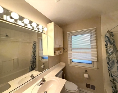 266 S Prospect Avenue - Photo Thumbnail 10