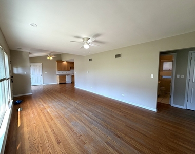 266 S Prospect Avenue - Photo Thumbnail 8