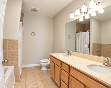 6005 N Kimball Avenue - Photo Thumbnail 14