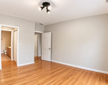 6005 N Kimball Avenue - Photo Thumbnail 10