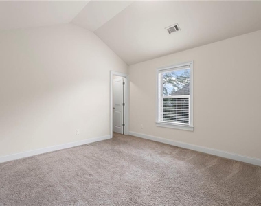 165 Regency Place - Photo Thumbnail 30