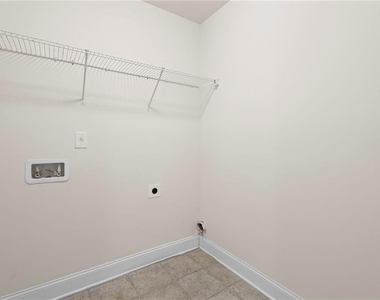 165 Regency Place - Photo Thumbnail 38