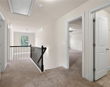 165 Regency Place - Photo Thumbnail 26