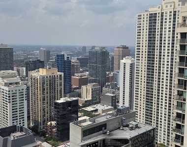 10 E Ontario Street - Photo Thumbnail 13