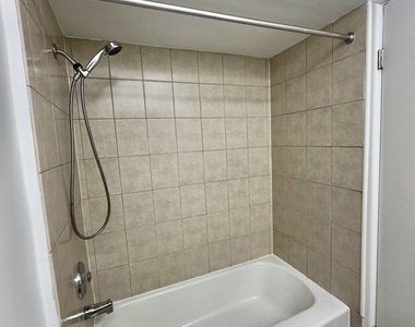 6818 Roberts Drive - Photo Thumbnail 2