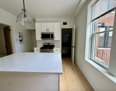 3416 W Schubert Avenue - Photo Thumbnail 3
