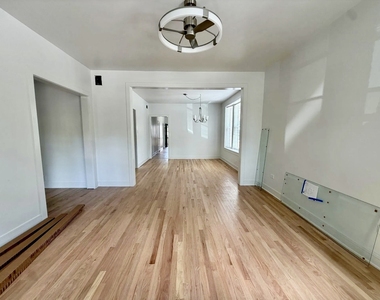 3416 W Schubert Avenue - Photo Thumbnail 6