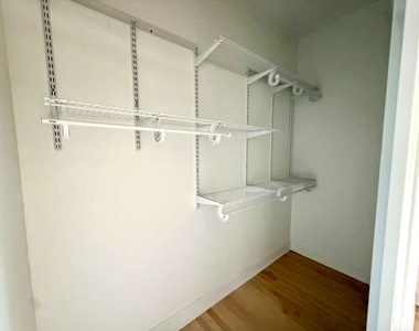 3416 W Schubert Avenue - Photo Thumbnail 13