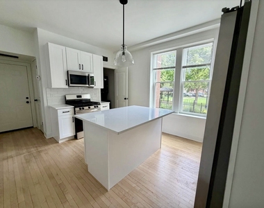 3416 W Schubert Avenue - Photo Thumbnail 1