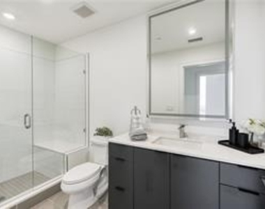 788 W Marietta Street Nw - Photo Thumbnail 32