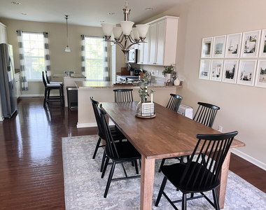 1641 Deer Pointe Drive - Photo Thumbnail 5