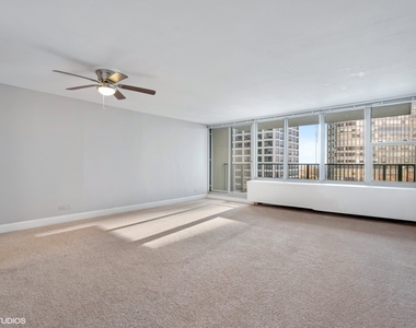 400 E Randolph Street - Photo Thumbnail 1