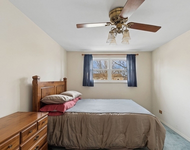 1817 Carlisle Court - Photo Thumbnail 5