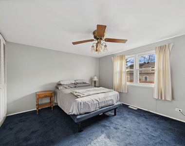 1817 Carlisle Court - Photo Thumbnail 4