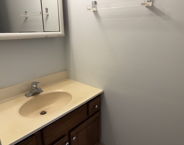 291 Gregory Street - Photo Thumbnail 5