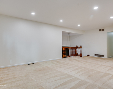 308 Pacific Drive - Photo Thumbnail 1