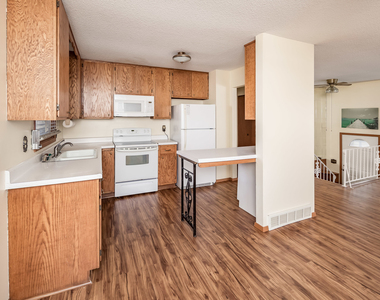 3373 29th Street - Photo Thumbnail 8