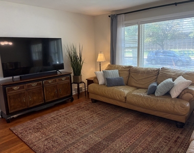 319 Dodge Avenue - Photo Thumbnail 1