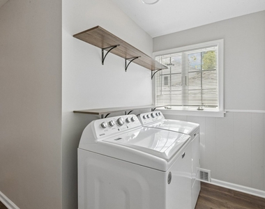 297 Scott Street - Photo Thumbnail 15