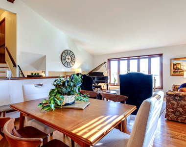 2042 S Goebbert Road - Photo Thumbnail 18