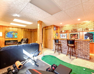 2042 S Goebbert Road - Photo Thumbnail 30