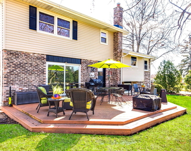 2042 S Goebbert Road - Photo Thumbnail 25