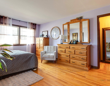 2042 S Goebbert Road - Photo Thumbnail 21