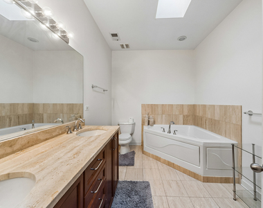 3991 S Drexel Boulevard - Photo Thumbnail 9