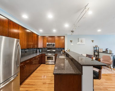 3991 S Drexel Boulevard - Photo Thumbnail 5