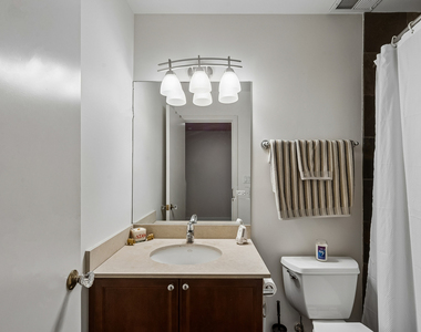 3991 S Drexel Boulevard - Photo Thumbnail 13