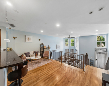 3991 S Drexel Boulevard - Photo Thumbnail 4