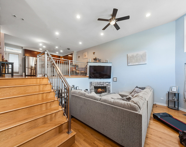 3991 S Drexel Boulevard - Photo Thumbnail 1