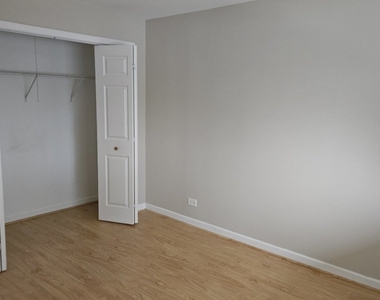 10s771 Clarendon Hills Road - Photo Thumbnail 15
