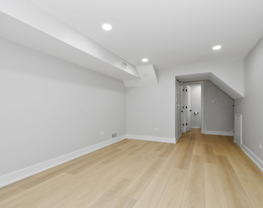 8161 W Orchard Drive - Photo Thumbnail 12