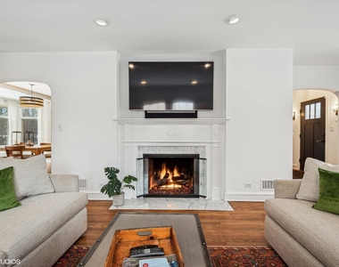 1754 Grove Street - Photo Thumbnail 3