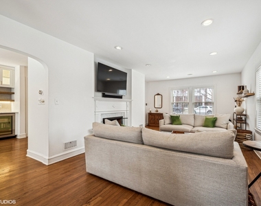 1754 Grove Street - Photo Thumbnail 2