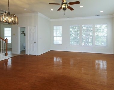 5302 Blossom Street - Photo Thumbnail 14