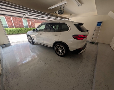 5302 Blossom Street - Photo Thumbnail 4