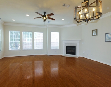 5302 Blossom Street - Photo Thumbnail 13
