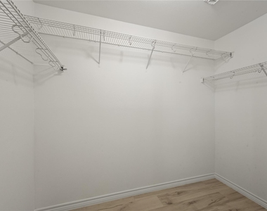 22511 Sweetglen Court - Photo Thumbnail 13