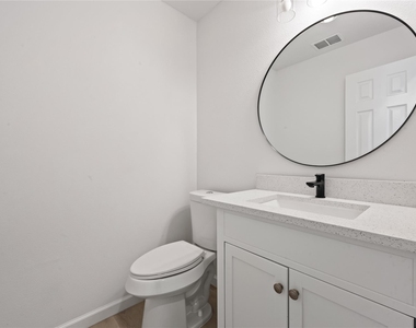 22511 Sweetglen Court - Photo Thumbnail 10
