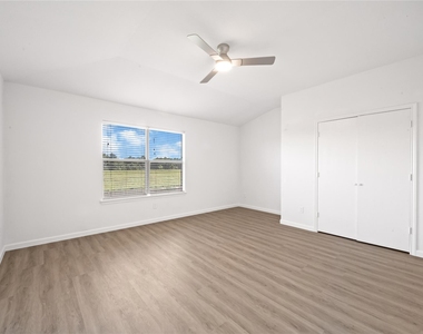 22511 Sweetglen Court - Photo Thumbnail 18